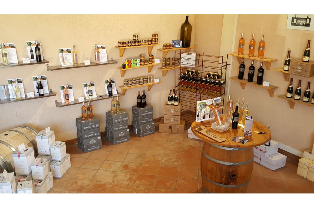 photo caveau de vente boutique wineshop eguilles achat produits vins domaine fredavelle